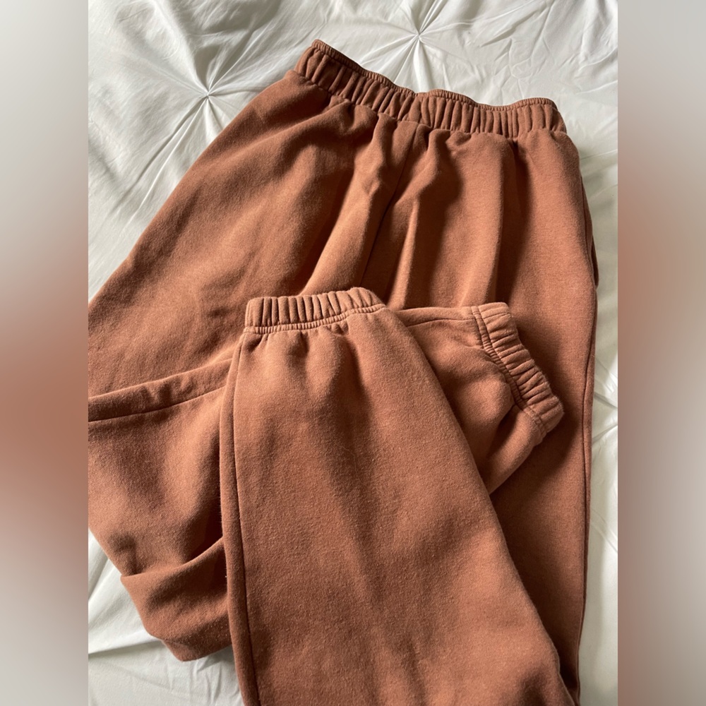 DSG Joggers - Picture 7 of 9